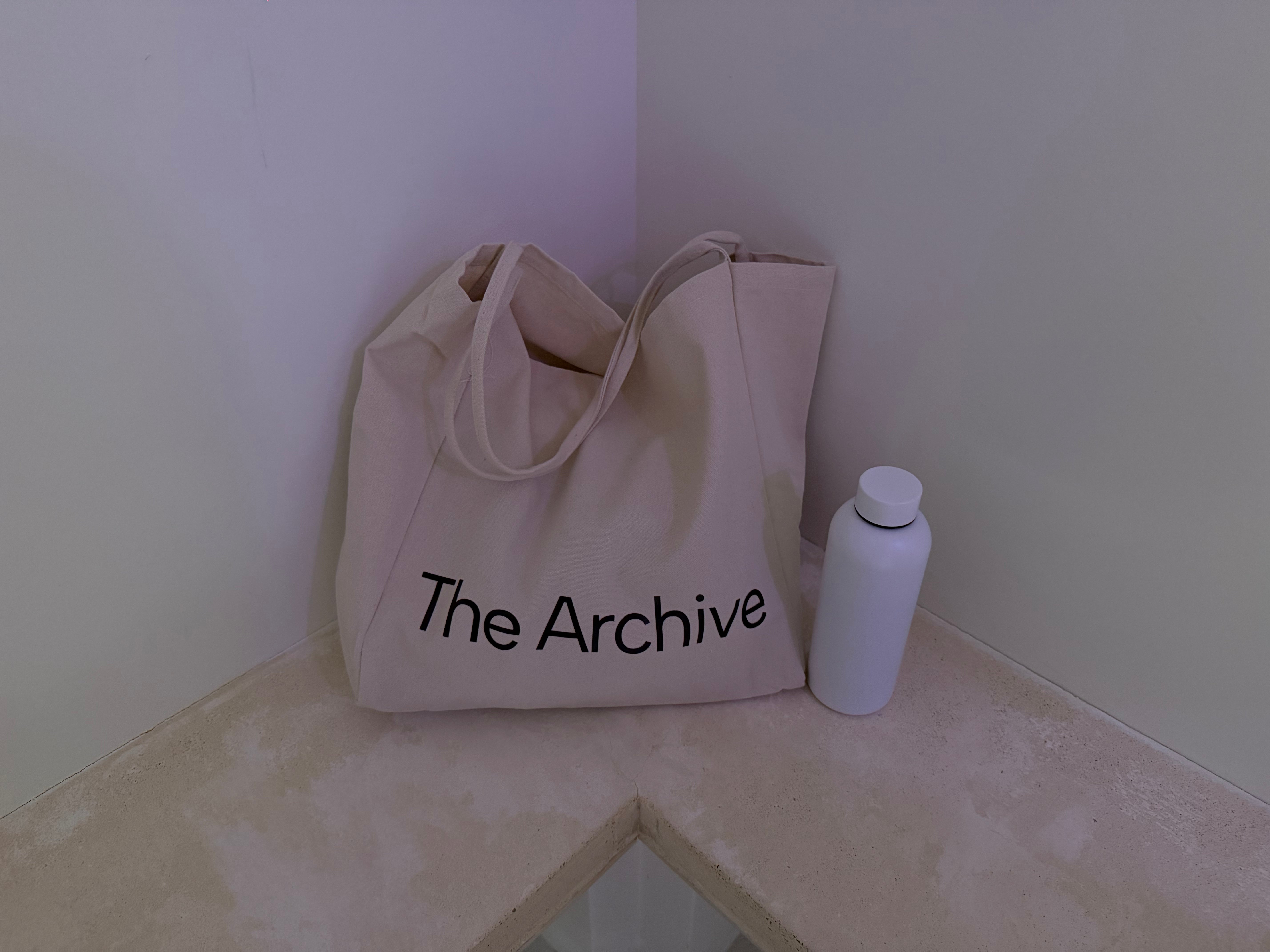 THE ARCHIVE Tote bag