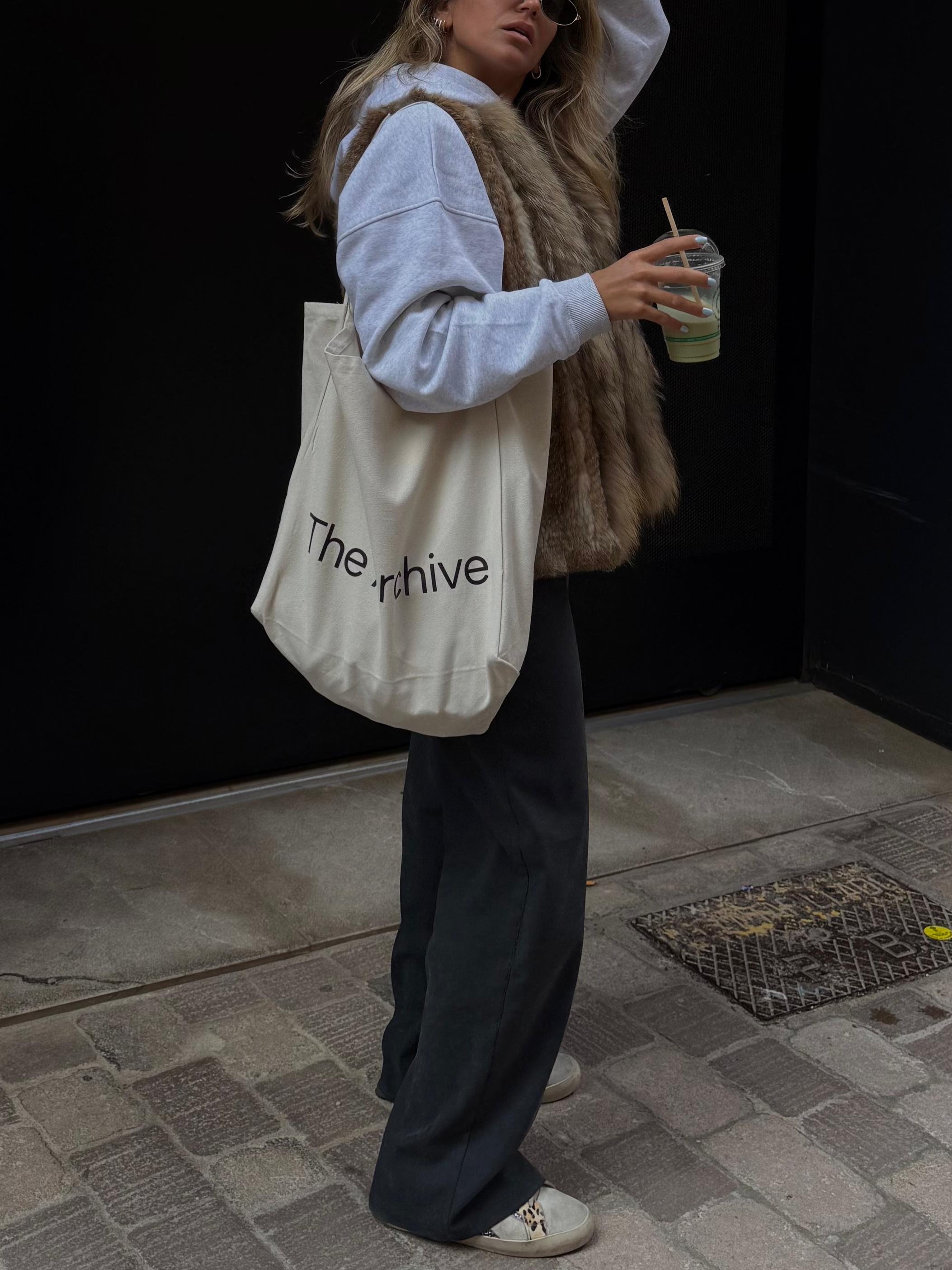 THE ARCHIVE Tote bag